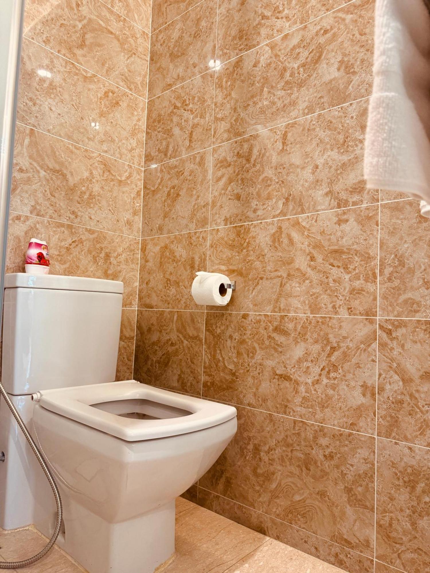 Dorsett Residences At *